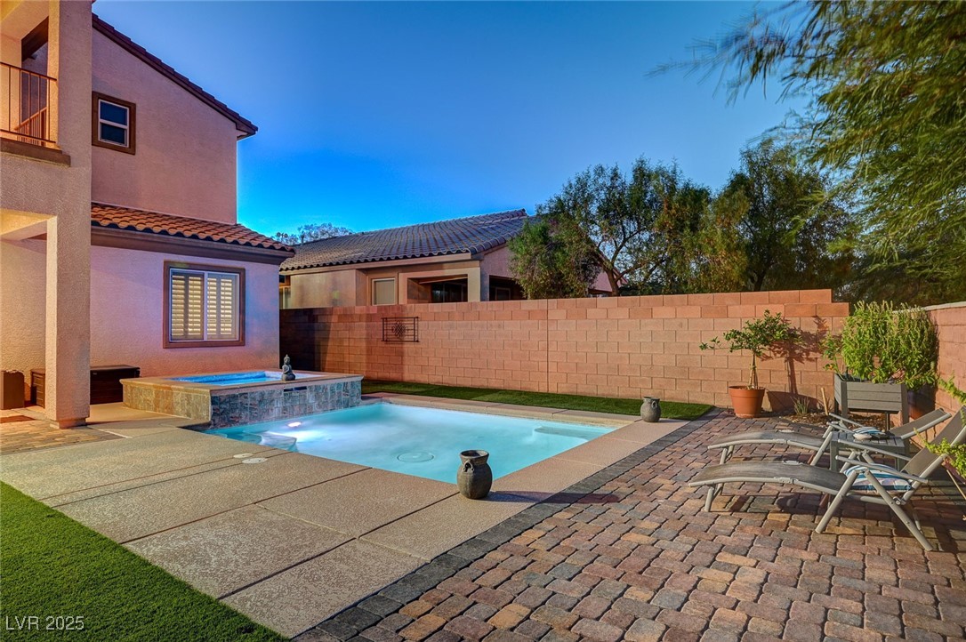 7821 Brianna Cheerful Avenue
