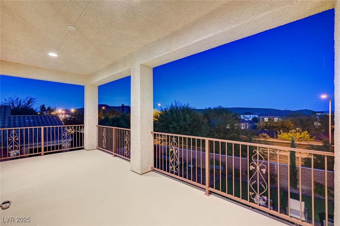 7821 Brianna Cheerful Avenue