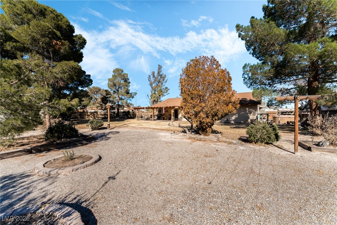 5517 Avenida Caballo