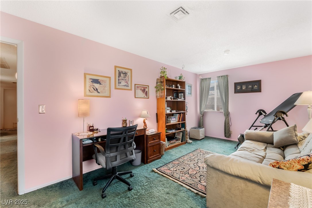 5517 Avenida Caballo
