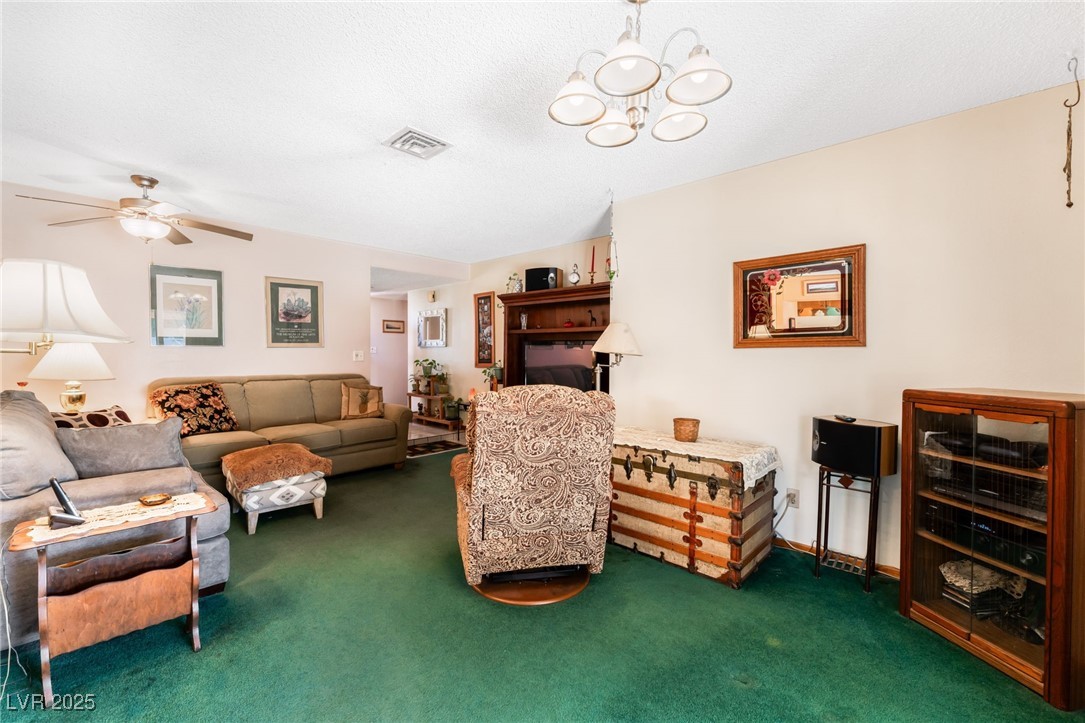 5517 Avenida Caballo