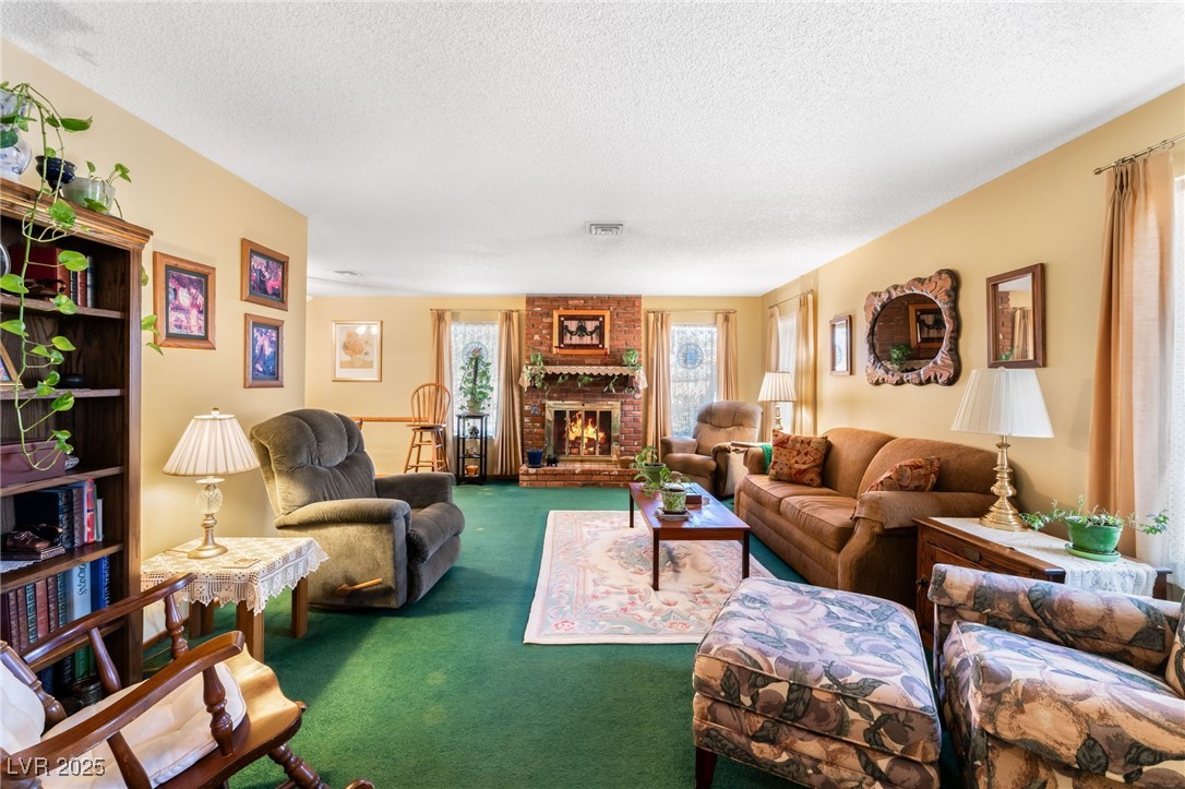 5517 Avenida Caballo
