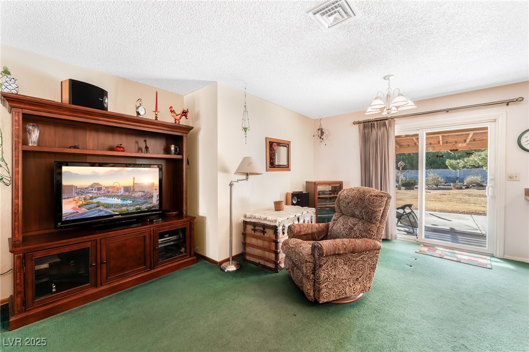 5517 Avenida Caballo