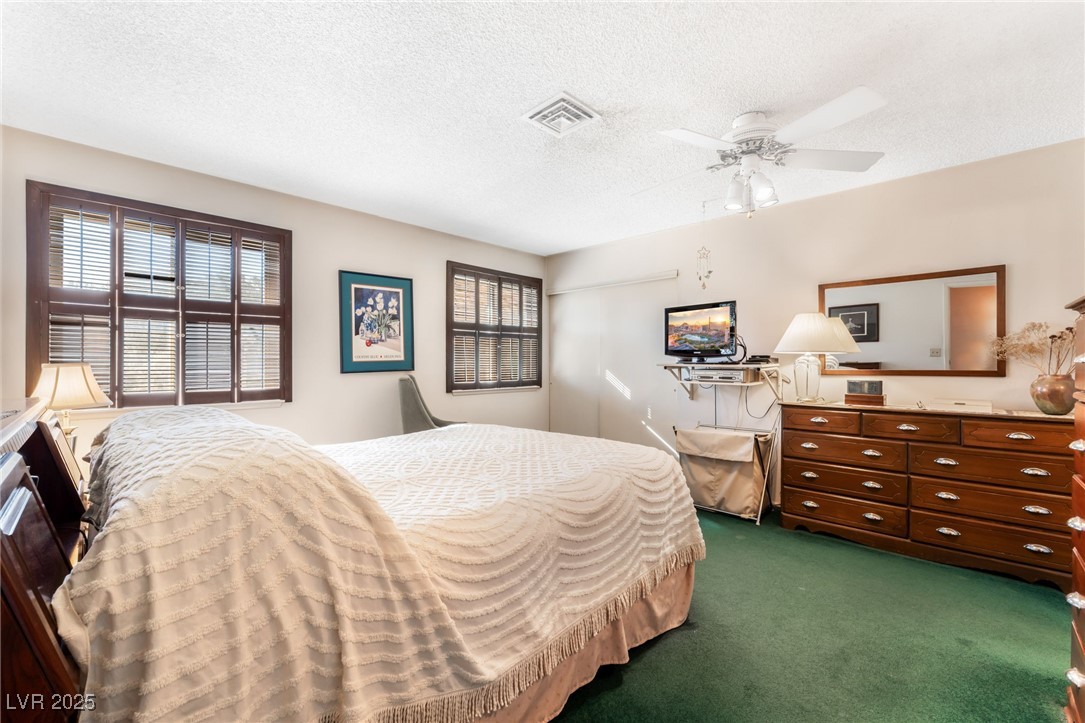 5517 Avenida Caballo