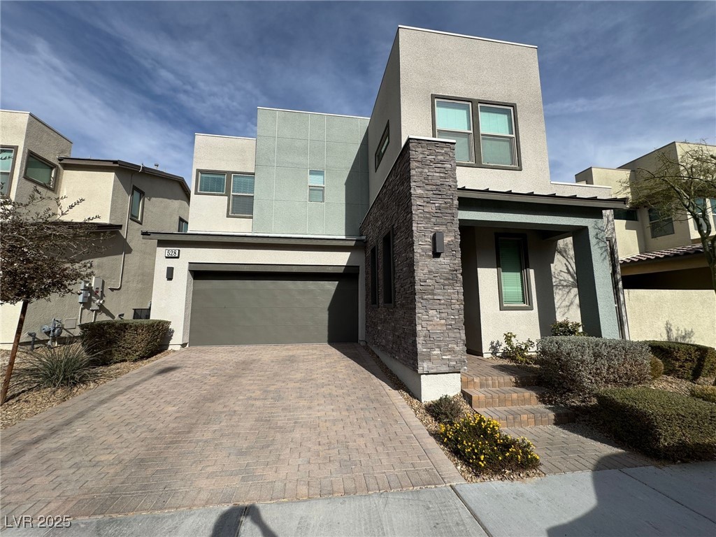 528 Monarch Ridge Court