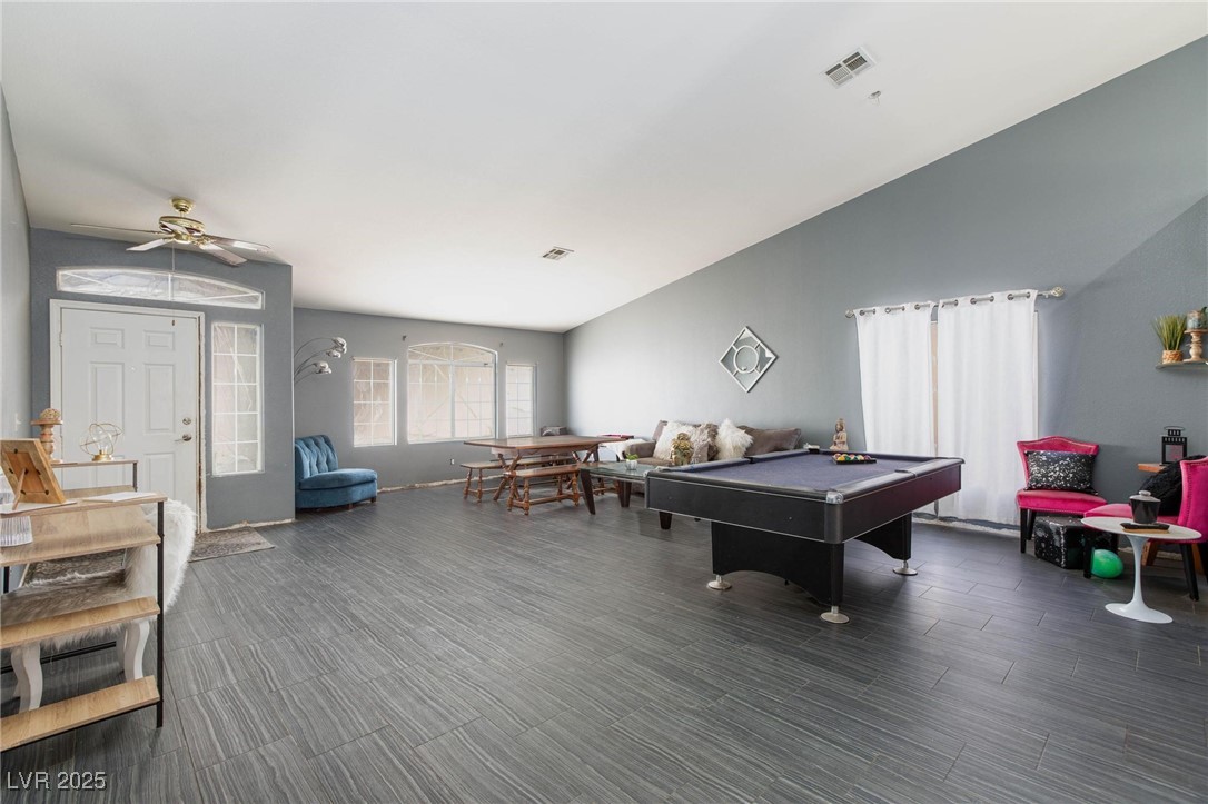 207 Charter Oak Street