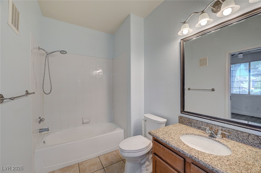 1701 King James Street 101