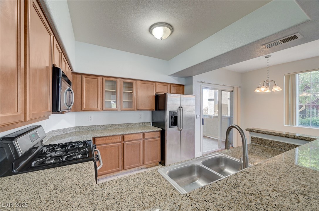 1701 King James Street 101