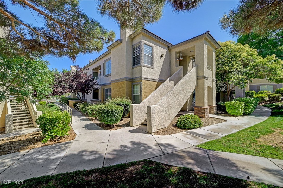 1701 King James Street 101