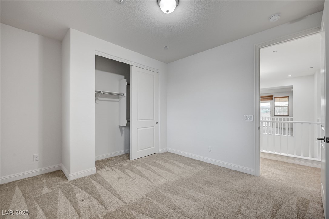 4807 Enchanted View Street