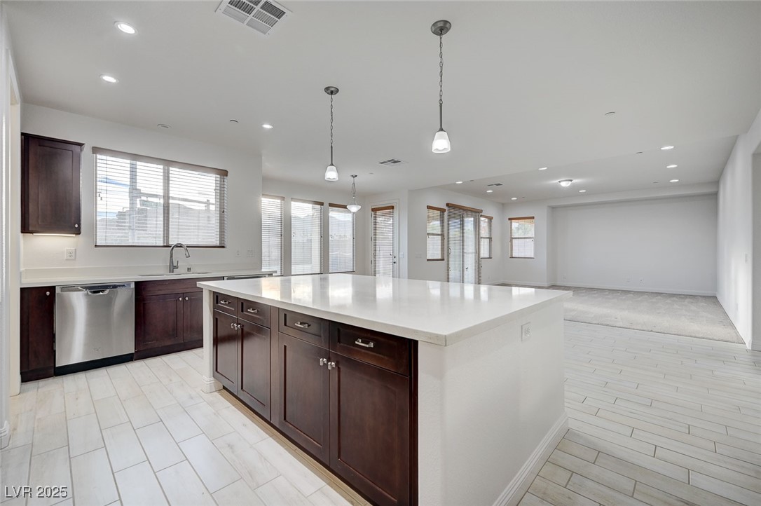 4807 Enchanted View Street