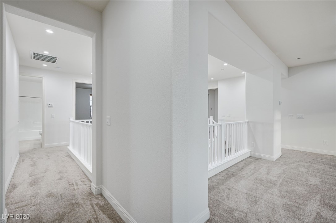 4807 Enchanted View Street