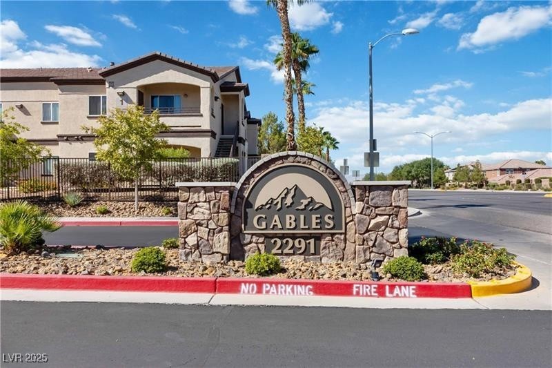 2291 West Horizon Ridge Parkway 4121