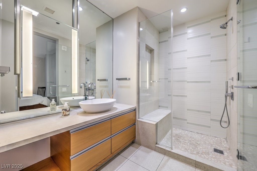 3726 Las Vegas Boulevard 701