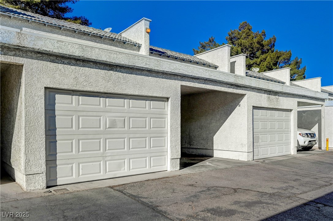 5383 Mountain Vista Street 18