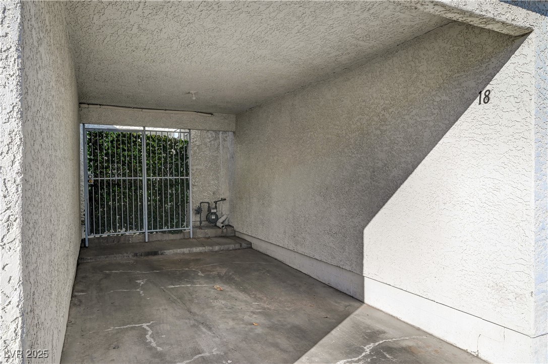 5383 Mountain Vista Street 18