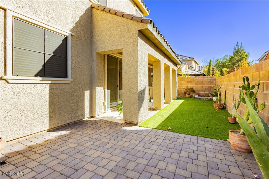 1073 Via Canale Drive