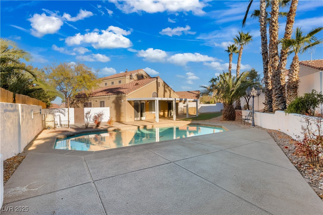 1704 Pinion Mesa Court