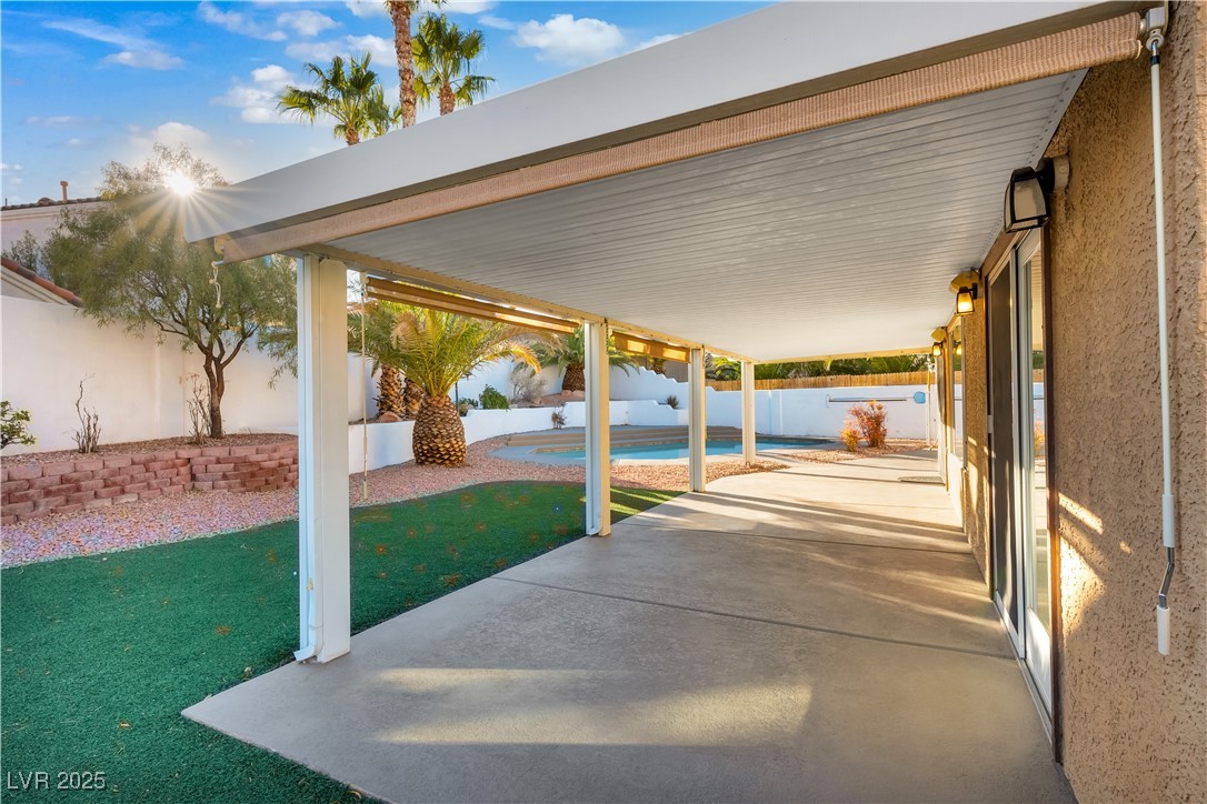 1704 Pinion Mesa Court