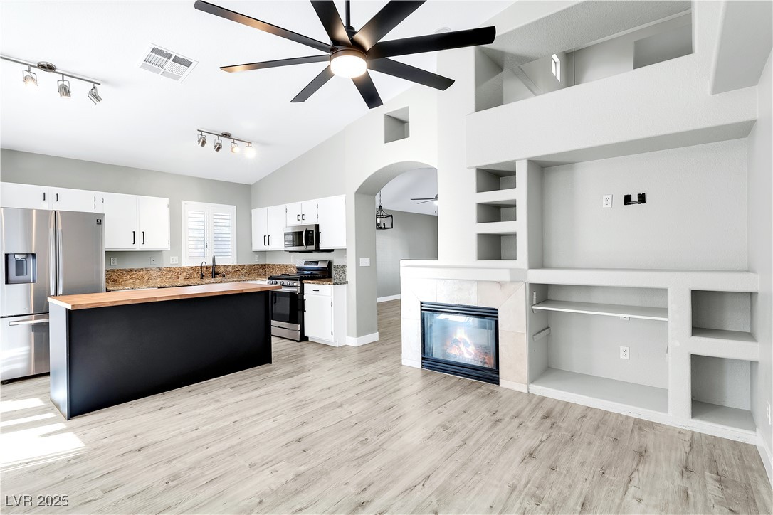 1704 Pinion Mesa Court