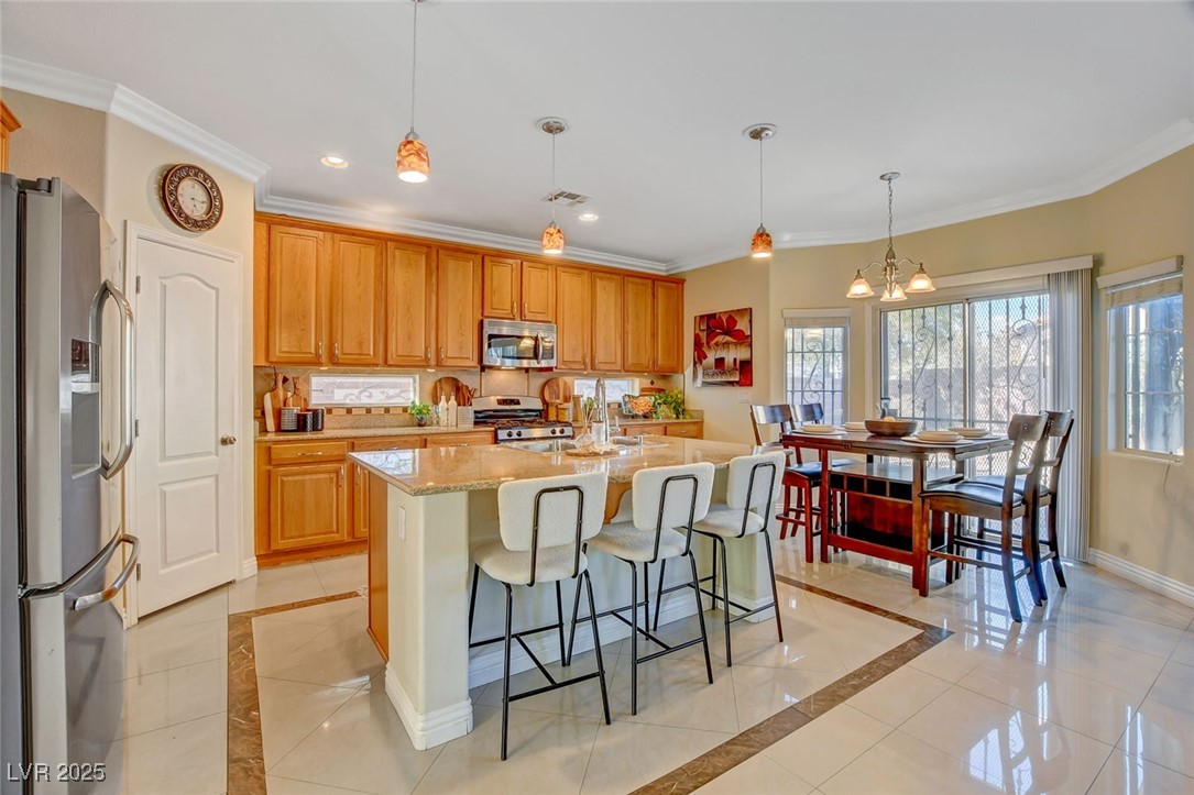920 East Hammer Lane