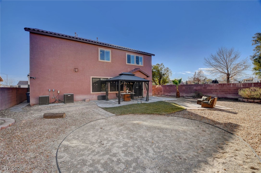 920 East Hammer Lane