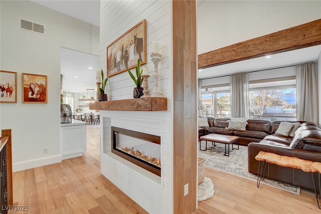 358 East Torino Avenue