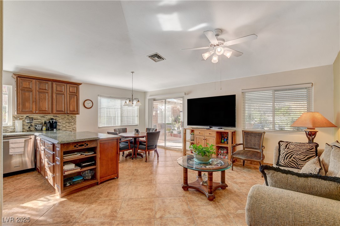 301 Salinas Drive