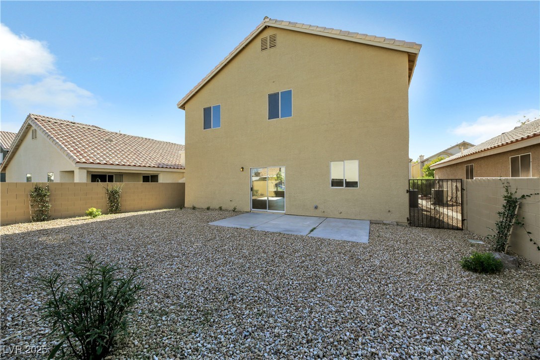 5912 Royal Castle Lane
