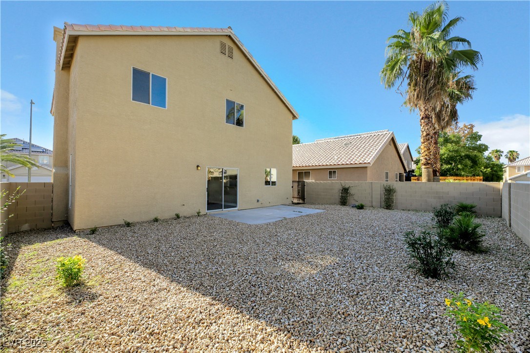 5912 Royal Castle Lane