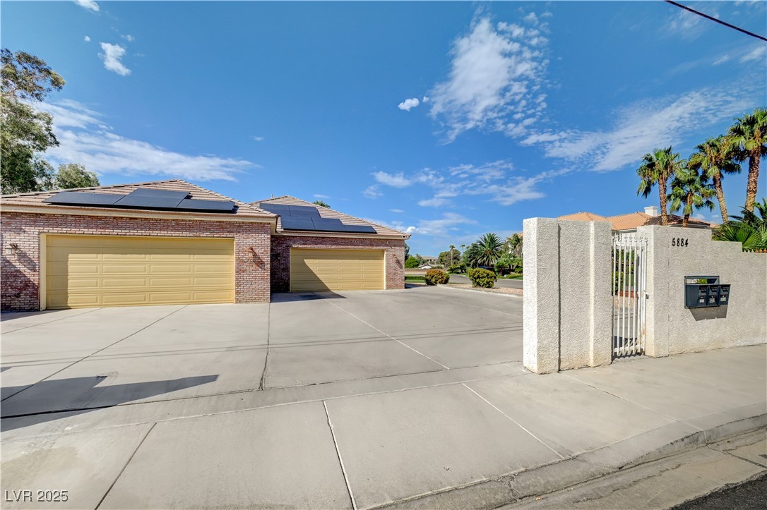 5884 Del Rey Avenue