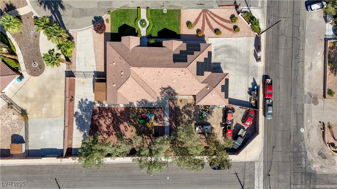 5884 Del Rey Avenue