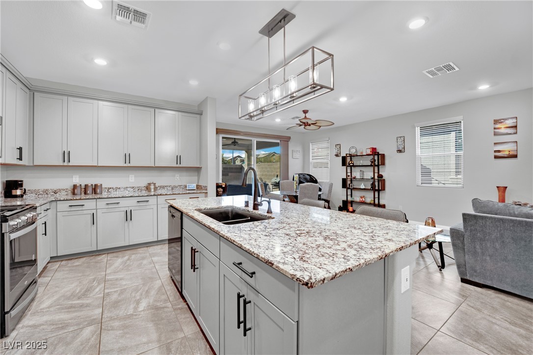 7553 Mojave Wind Avenue
