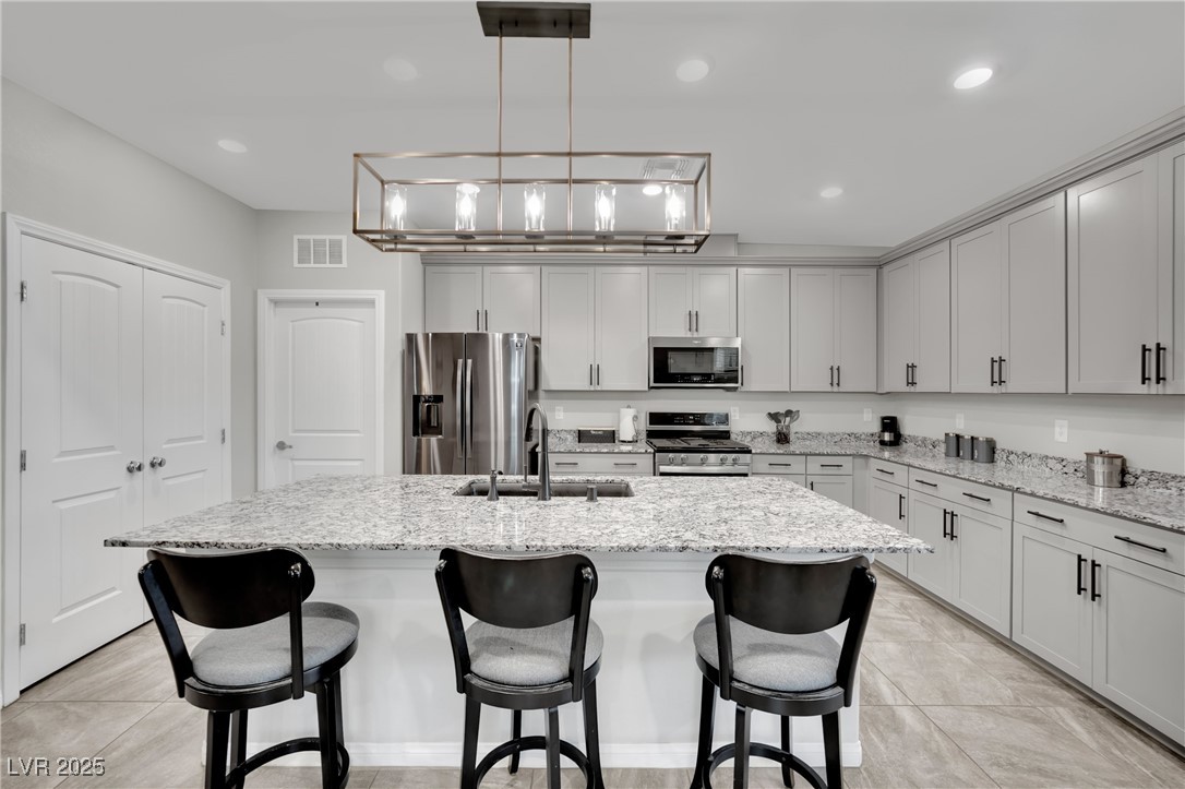 7553 Mojave Wind Avenue