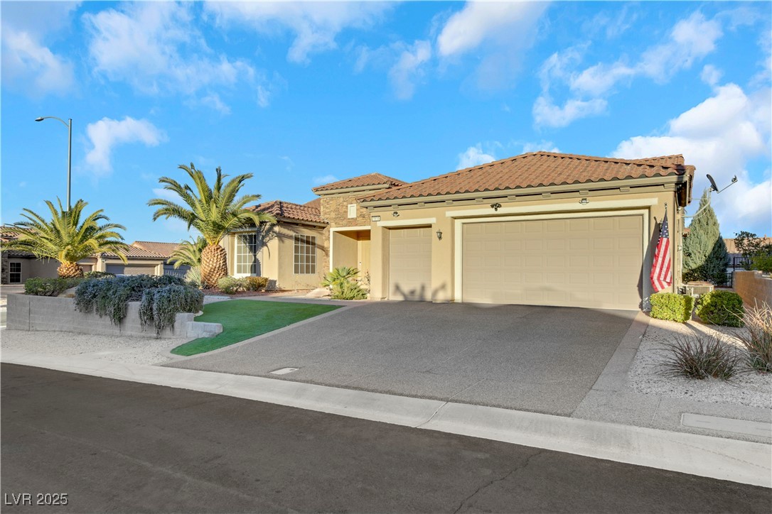 2080 Twin Falls Drive