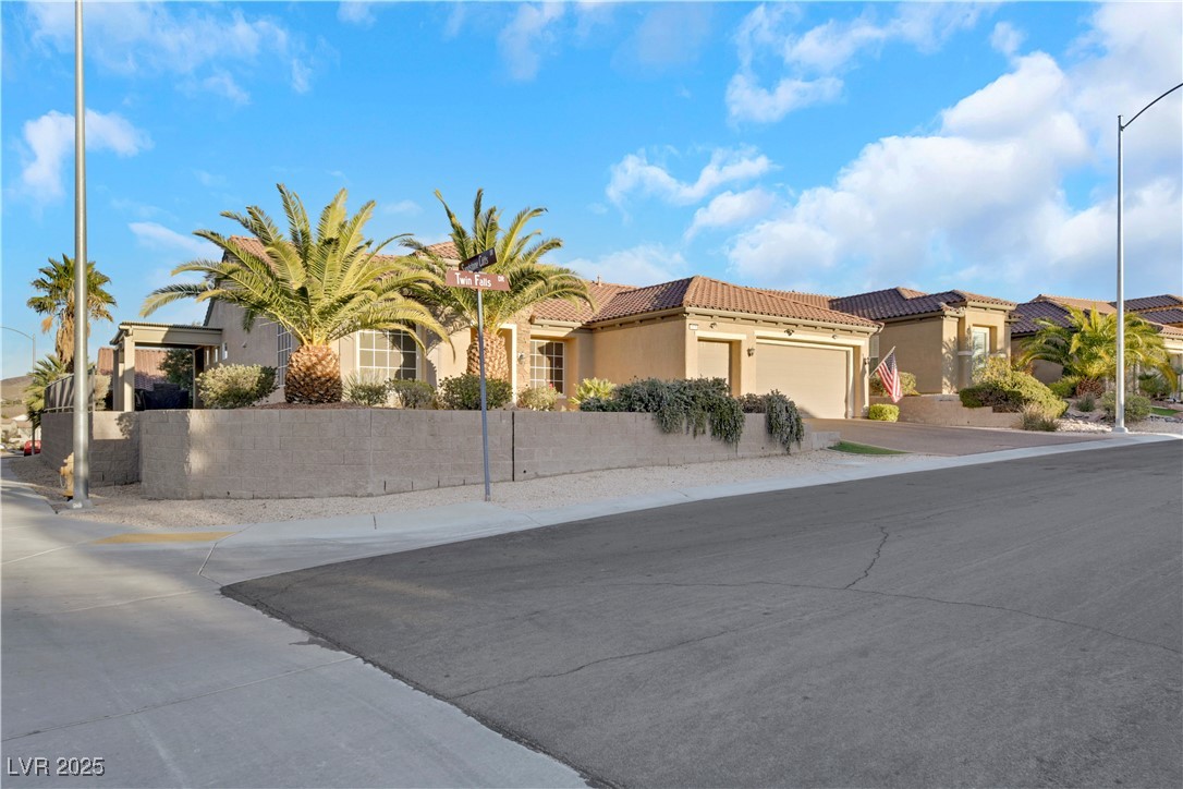 2080 Twin Falls Drive
