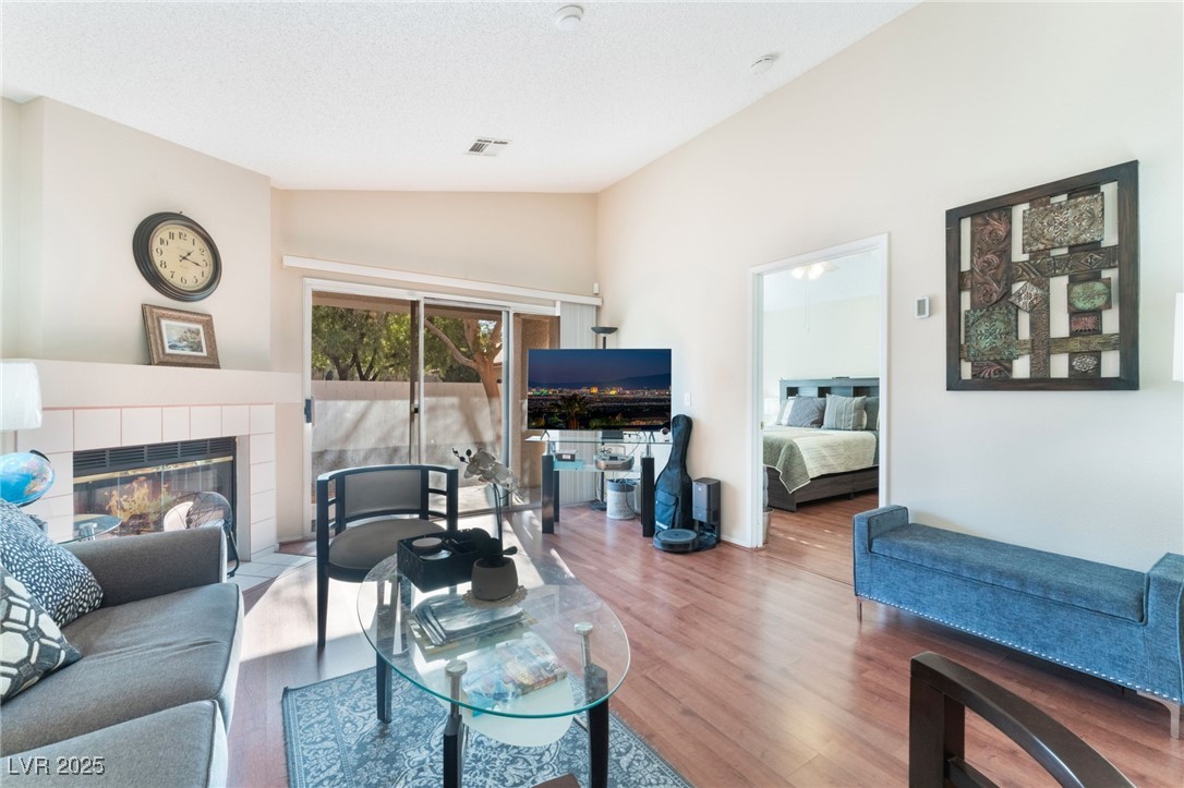 7925 Settlers Ridge Lane