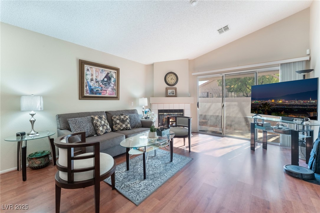7925 Settlers Ridge Lane
