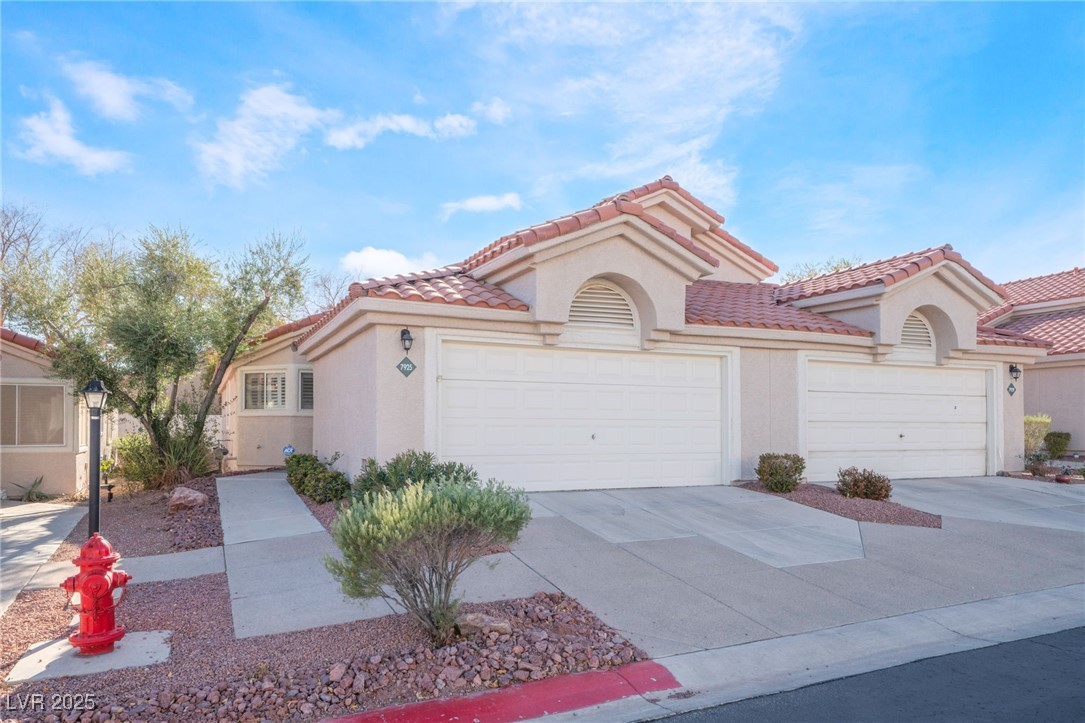 7925 Settlers Ridge Lane