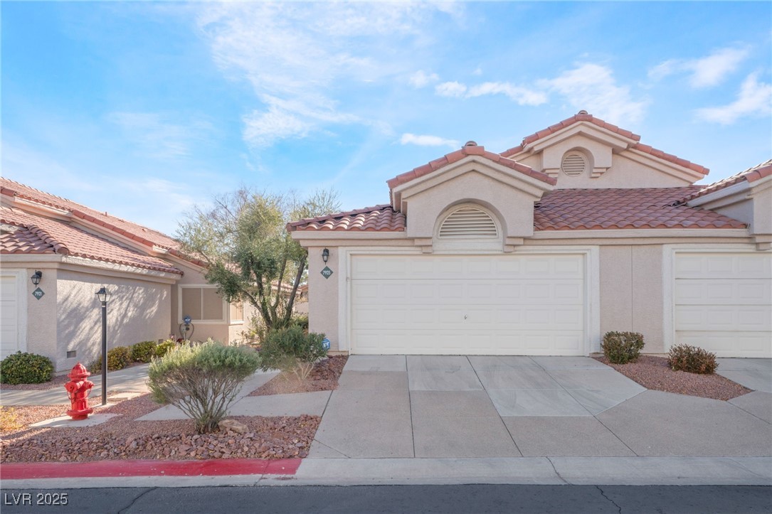 7925 Settlers Ridge Lane