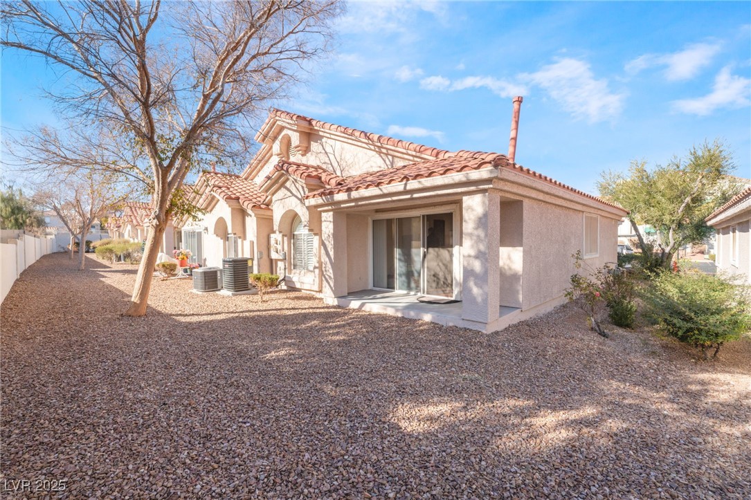 7925 Settlers Ridge Lane