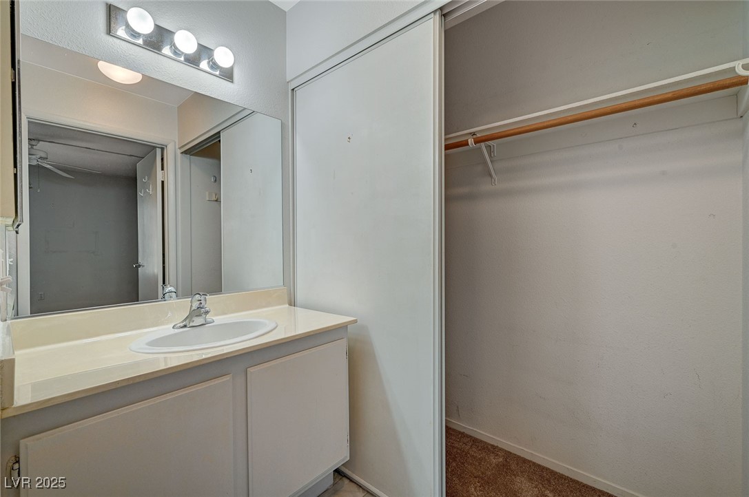 4805 South Torrey Pines Drive 201
