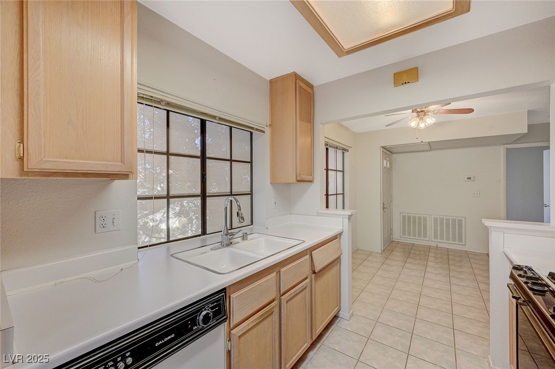 4805 South Torrey Pines Drive 201