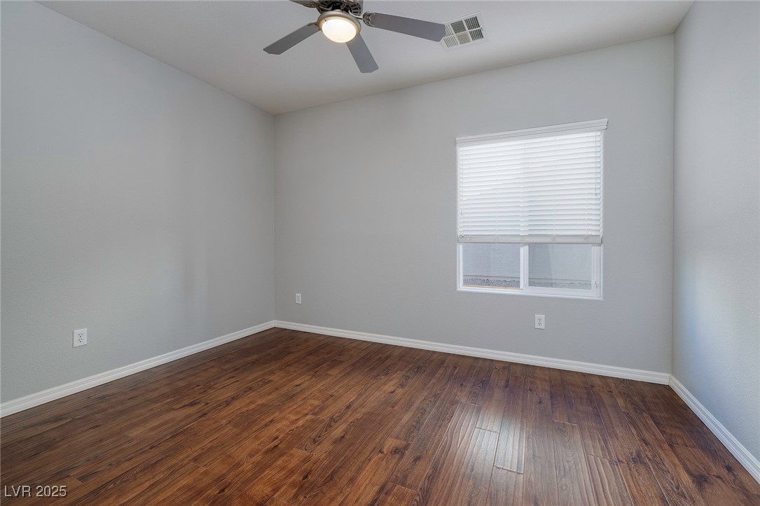 2204 Twin Falls Drive