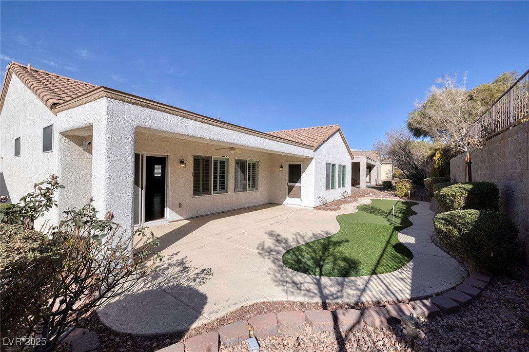 2204 Twin Falls Drive