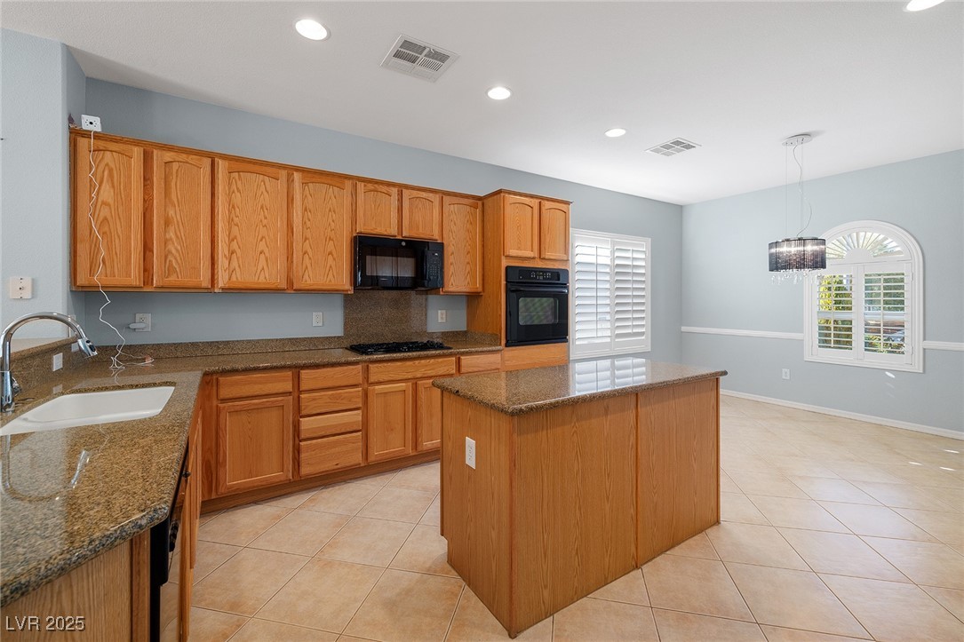 2204 Twin Falls Drive