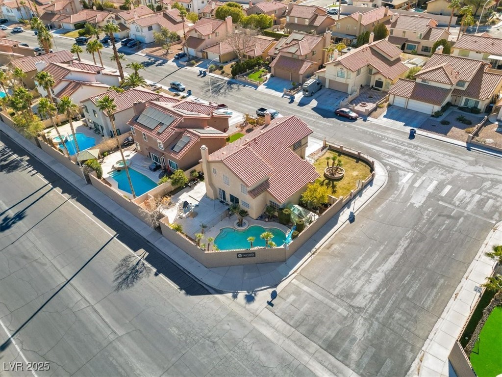 4726 Beaconsfield Street