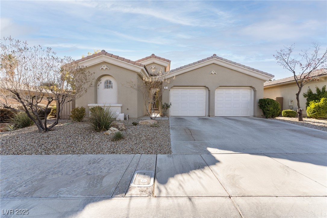 52 Fountainhead Circle