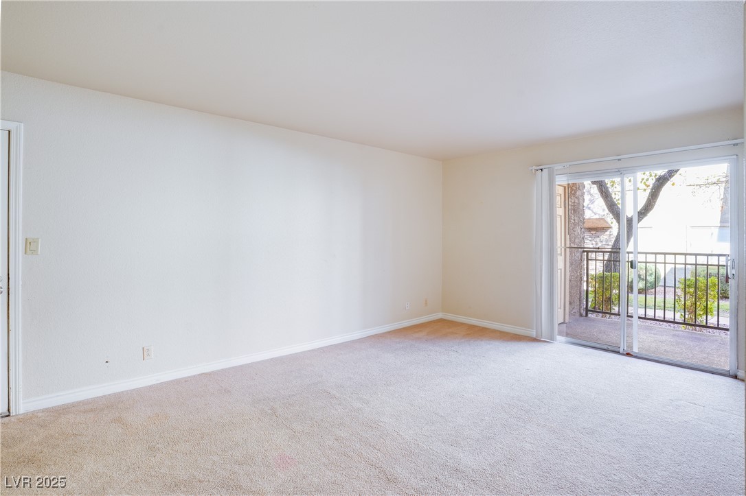 5060 Indian River Drive 377