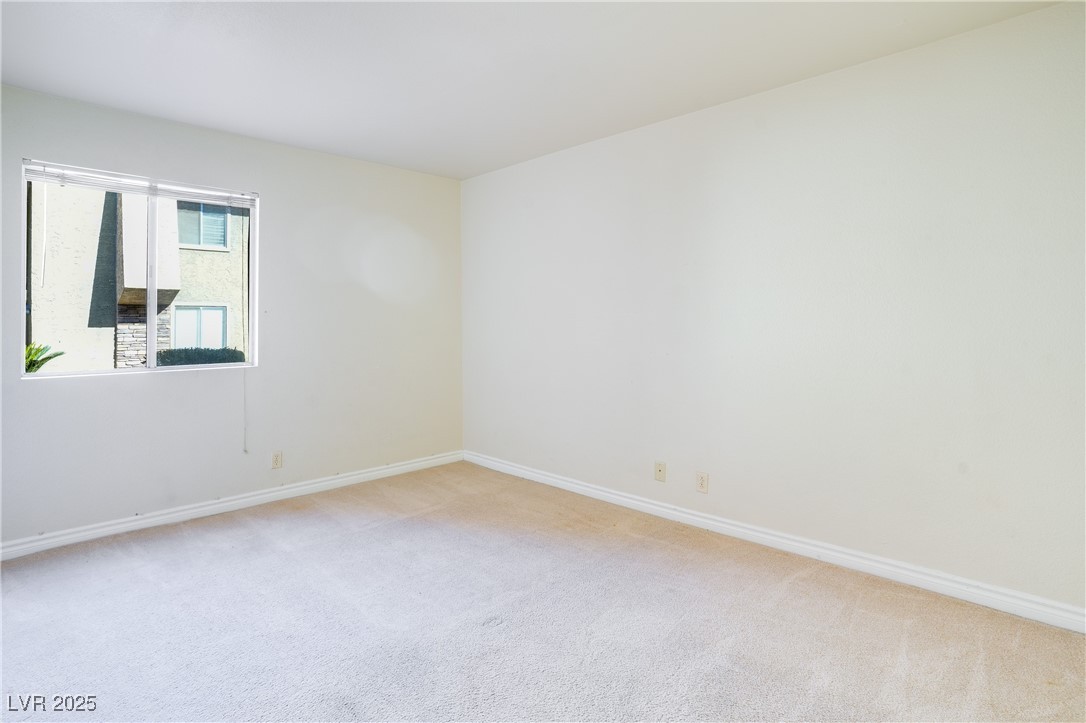5060 Indian River Drive 377